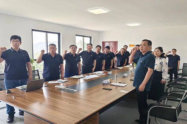 豫能新能源情系職工，送“涼方涼策”大禮包
